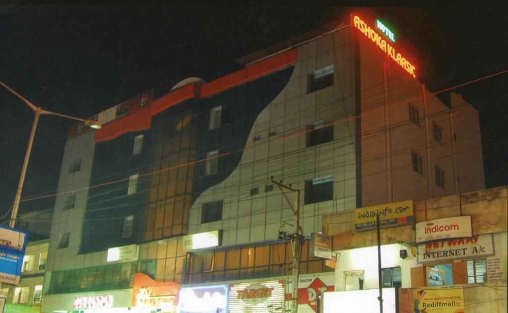 Hotel Ashoka Klassic Haidarábád Kültér fotó